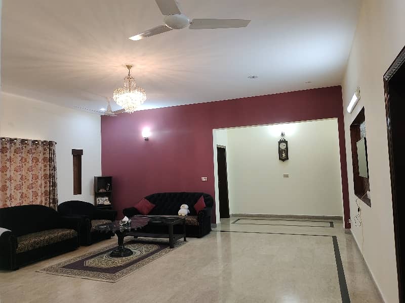 10 Marla House For Rent Wapda Town 1