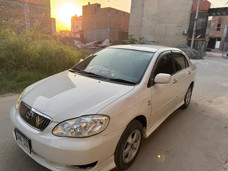 Toyota Corolla Altis 2005 5