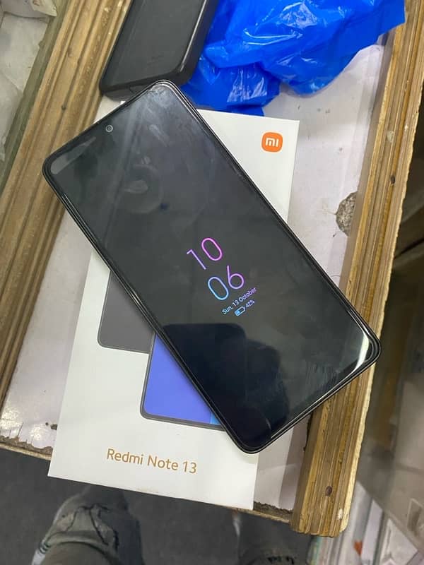 Realme note 13 8/256 0