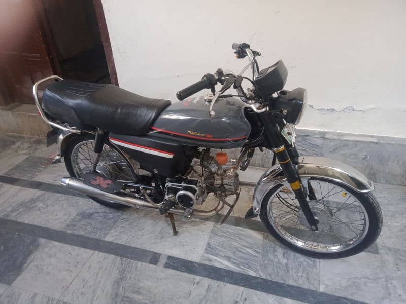 honda 70 2018 model Lahore nmbr 11