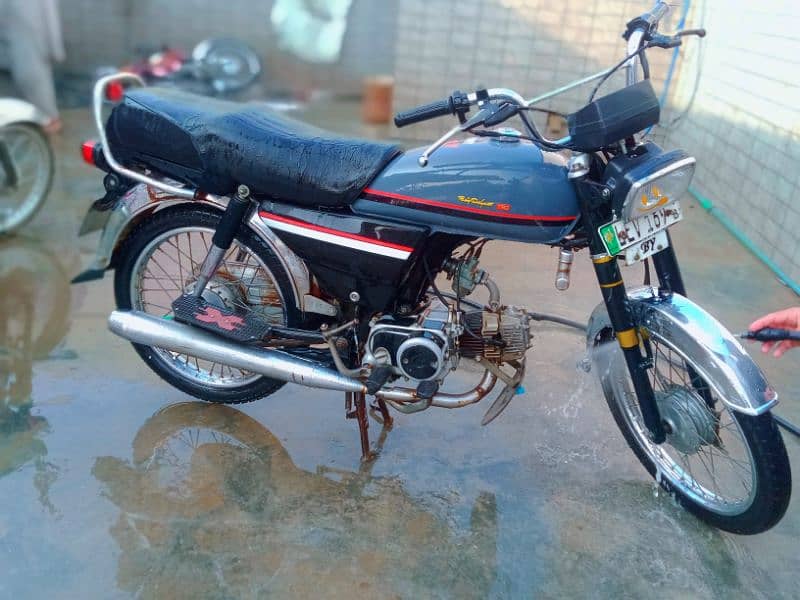 honda 70 2018 model Lahore nmbr 15