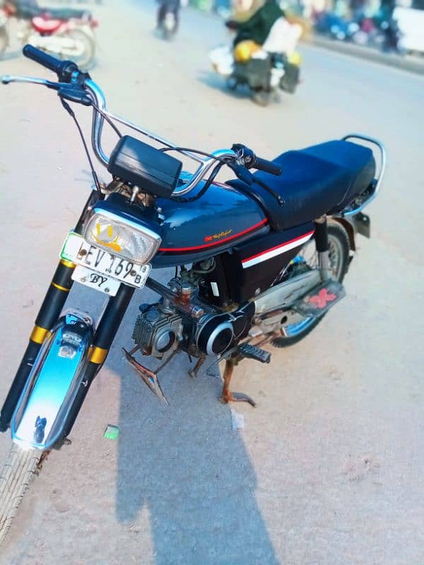 honda 70 2018 model Lahore nmbr 16