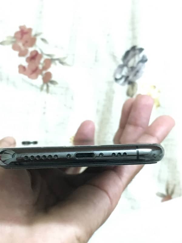 Iphone xs for sale 3