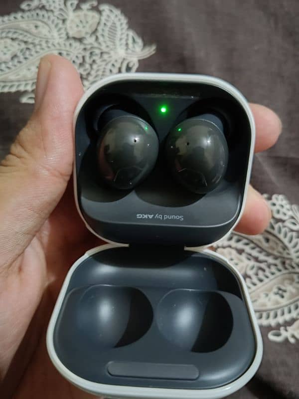 Samsung Galaxy Buds 2 2