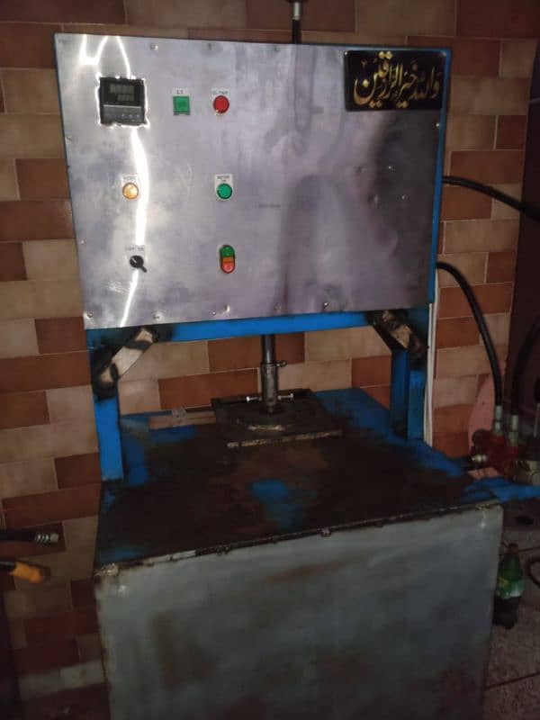 2 disposable plate making machines 2