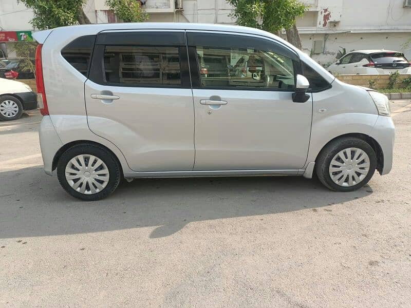 Daihatsu Move 2015 1