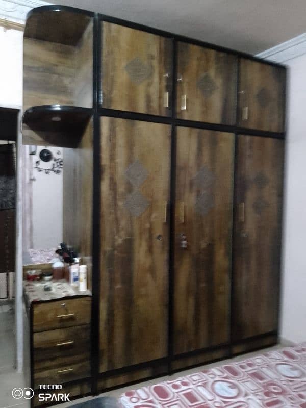 wardrobe with dressing  and cabenet 3