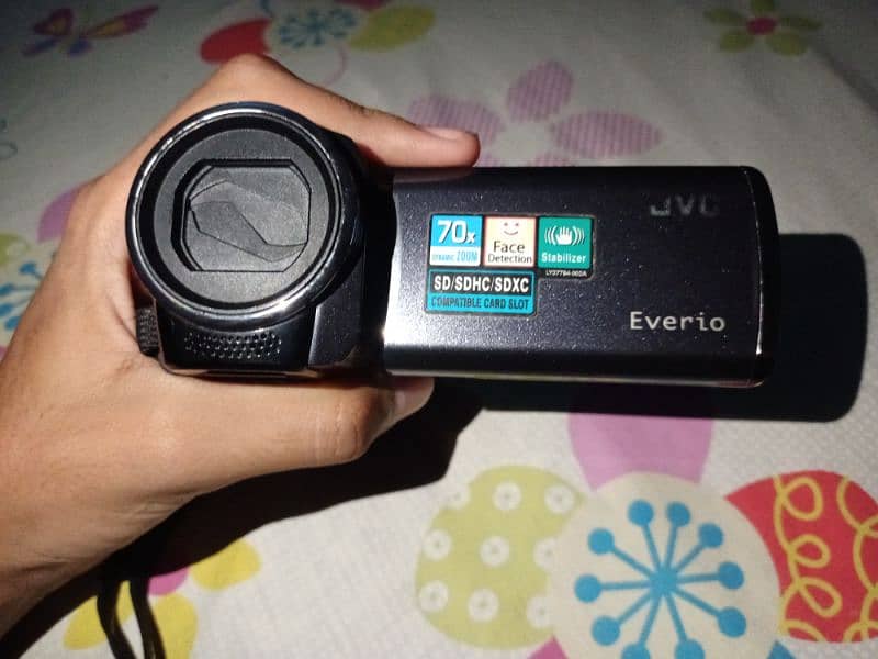 JVC handy cam video camera 2