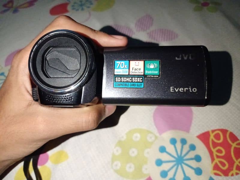 JVC handy cam video camera 7