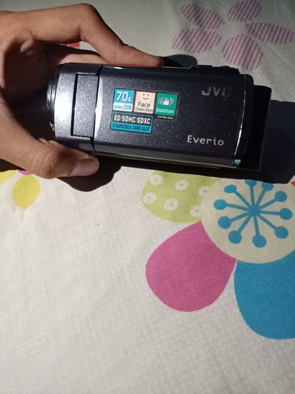 JVC handy cam video camera 13