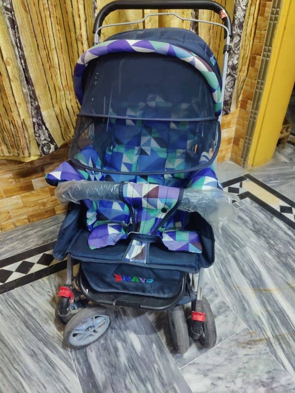 pram / stroller & Swing Jhola in Excellent Condition Just like New. 3