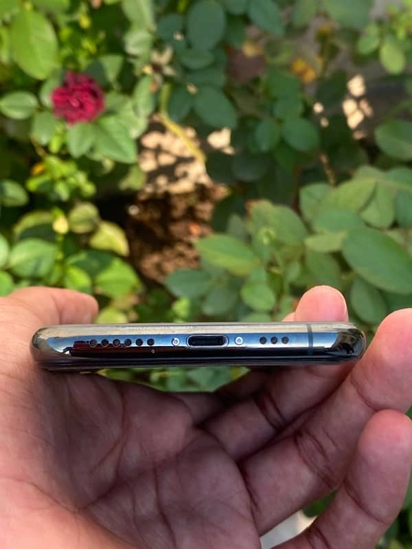 IPHONE 11pro 64gb non pta factory unlock read add then msg 3