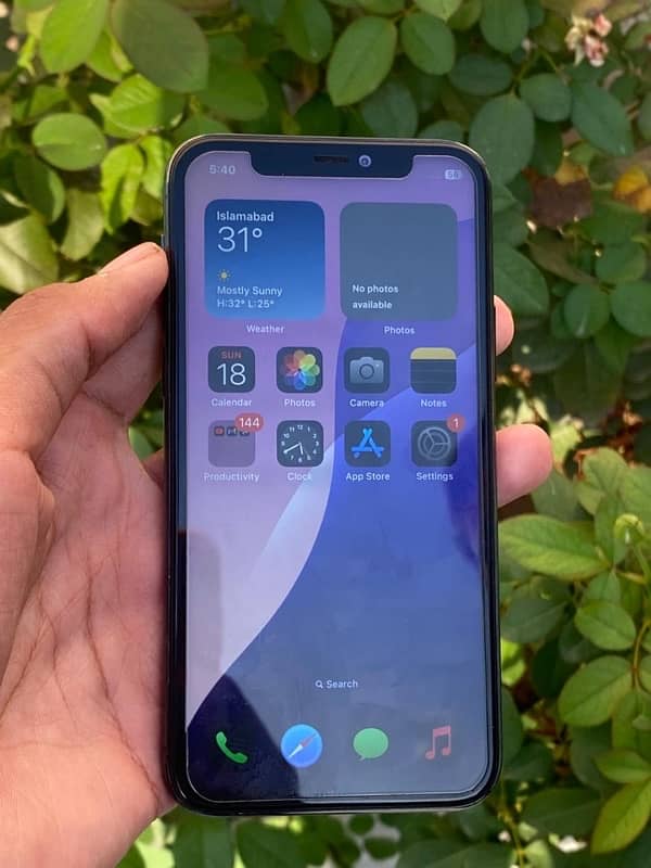 IPHONE 11pro 64gb non pta factory unlock read add then msg 4