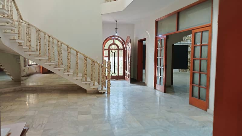 1 Kanal Full house 4 Bed Attach Bath Dinning Kitchen Tv Lounge Store Servant Quarter Dha phase 2 For Rent 16