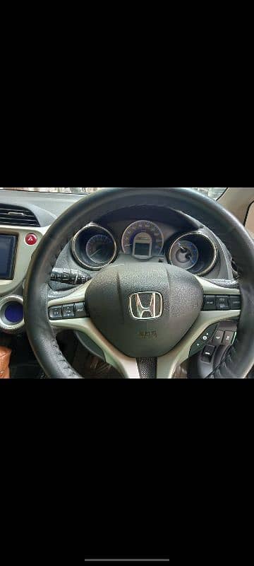 Honda Fit 2017 full option 8