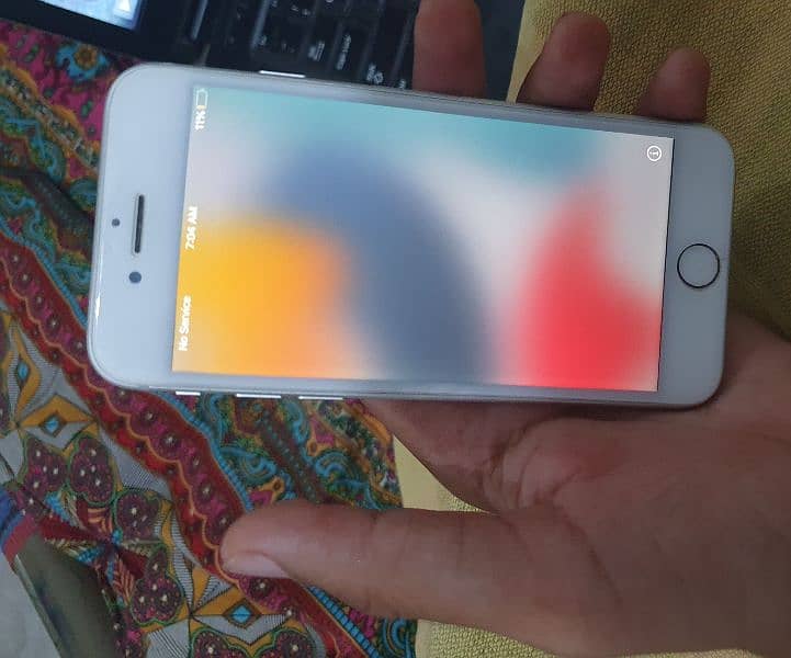 Iphone 7 non pta 10/10 condition 2