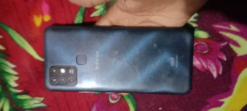 Infinix hot 10 4/64 with box (but no charger) 5