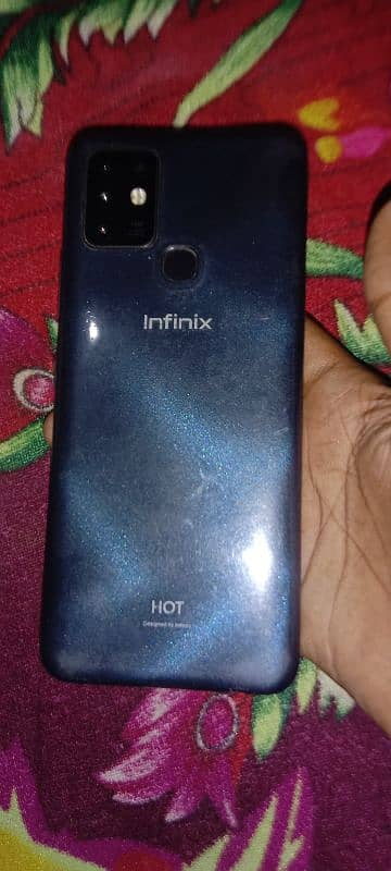 Infinix hot 10 4/64 with box (but no charger) 6