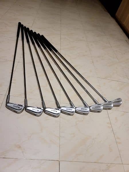 Golf Clubs, Brand New Condition 3