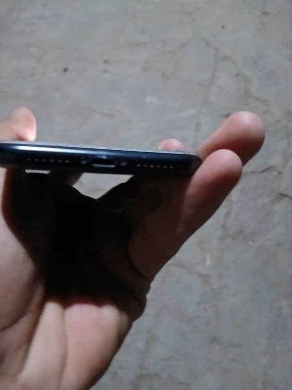 iPhone xr for sell 10by 9 condition water pack battery health 79 1