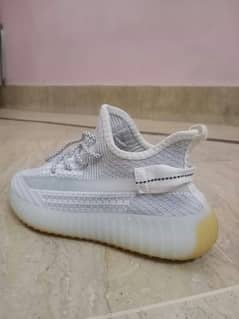 Original Adidas Shoes model Yzzy boost-350