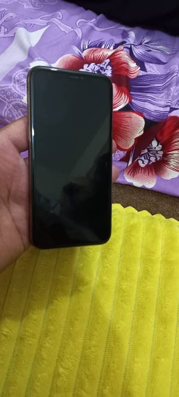 iphone 11 pro 256gb dual sim PTA  Approved 2