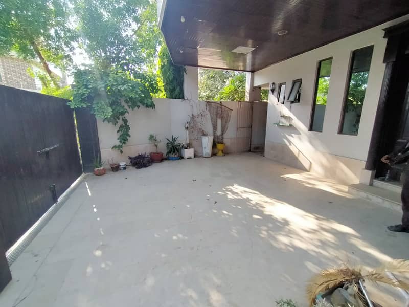 12 Marla House For Rent In Johar Town 13