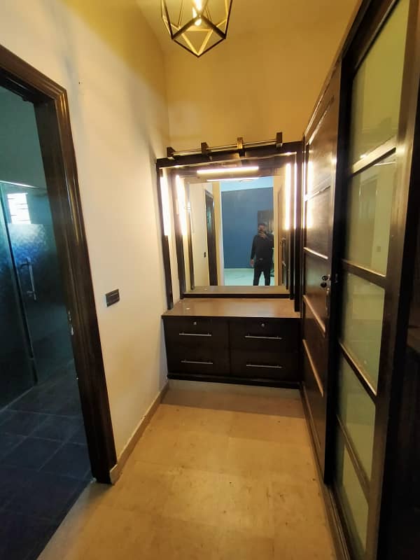 12 Marla House For Rent In Johar Town 16