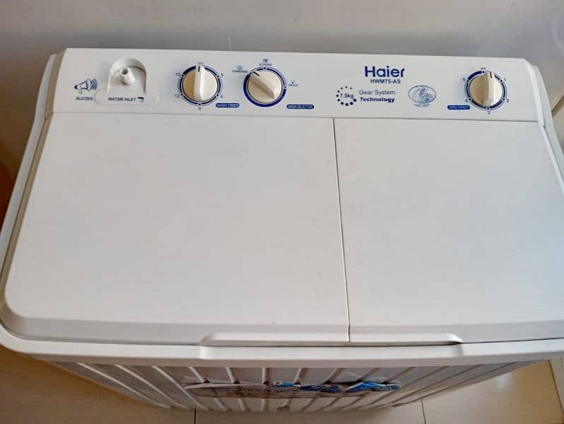 Haier HWM75-AS Twin Tub Washing Machine 1