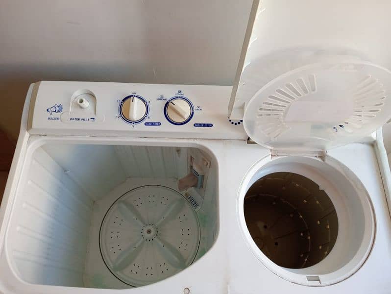 Haier HWM75-AS Twin Tub Washing Machine 8