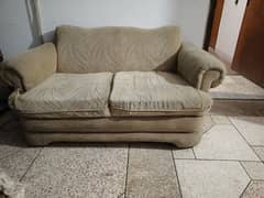 2 seater sofa in very good condition 0