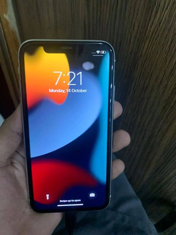 iPhone 11 64gb pta approved 2