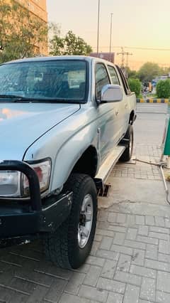 Toyota Hilux 2003