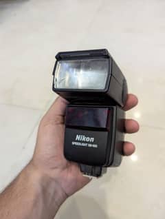 Nikon SB-600 Speedlight Flash for Nikon Digital DSLR Cameras 0