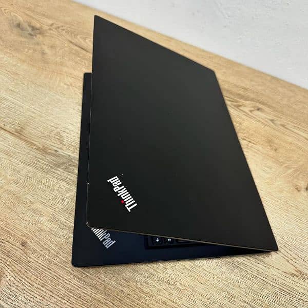 Lenovo Thinkpad L390 • Ultra Slim • Type-C Charger • i5 8th • Backlit 5