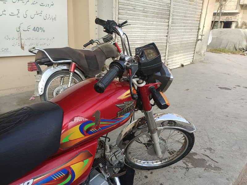 Buhot achi bike hy chalny me buhot vip hy 8