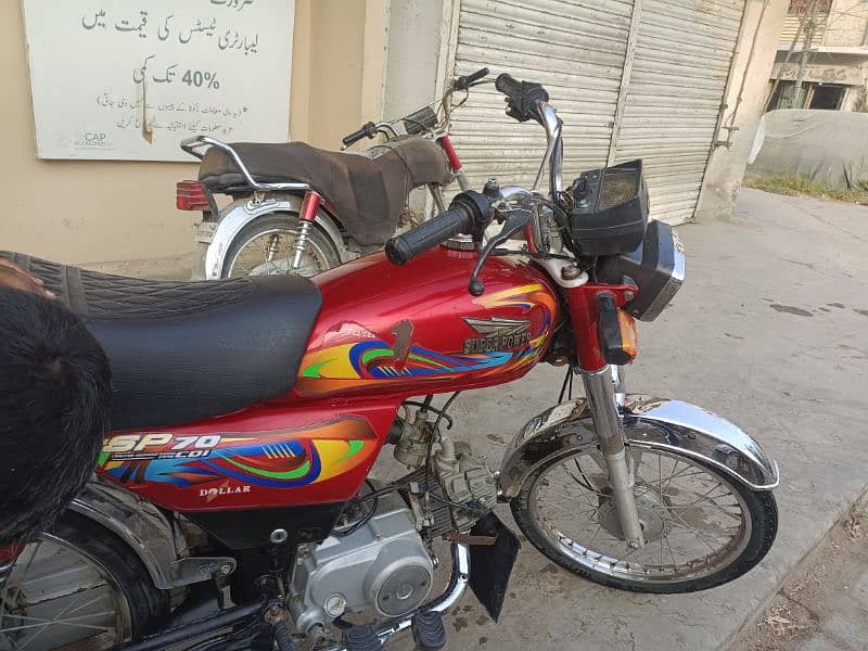 Buhot achi bike hy chalny me buhot vip hy 9