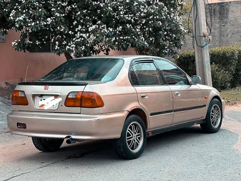 Honda Civic EXi 2000 3