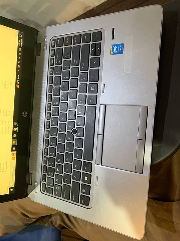 HP core i5 5th Generation 1080p Touch screen Display Laptop 4