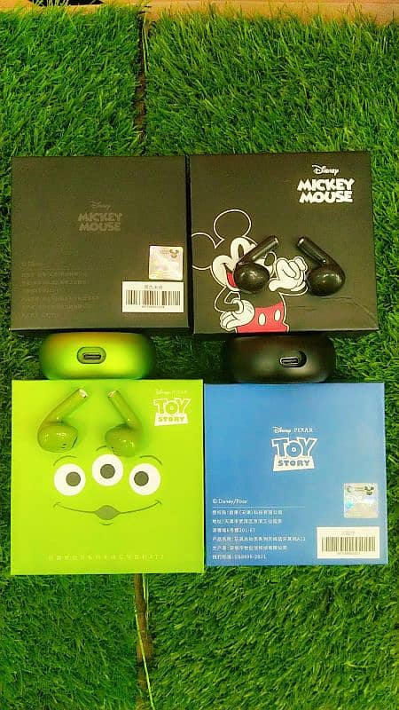 Disney Mickey Wireless Earphone 0