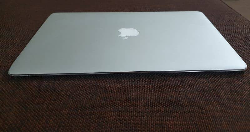 Apple MacBook Air 1