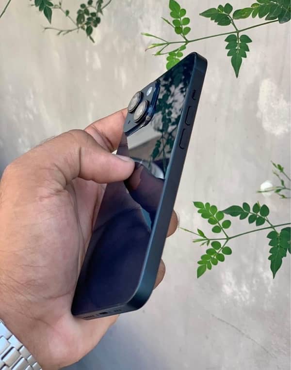 Factory Unlocked Iphone 13 128 GB 2