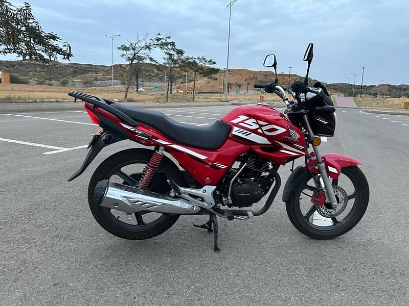 Honda cb150F 2024 urgent sale new bike 12