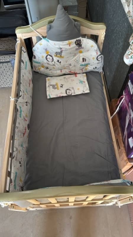 baby cot used just 1 month 1