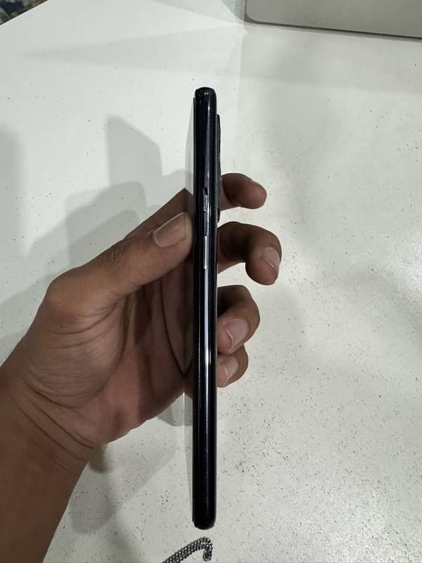 One Plus 9 8GB RAM 6