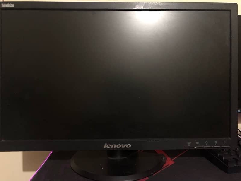 Lenovo LCD 24 INCH 1