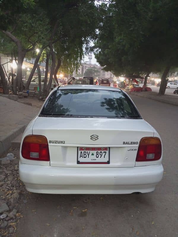 Suzuki Baleno 1998 4