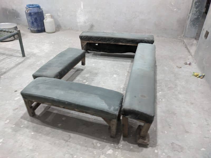 Bench seat for carry bolan 1