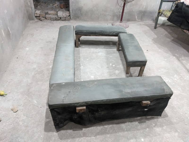 Bench seat for carry bolan 2