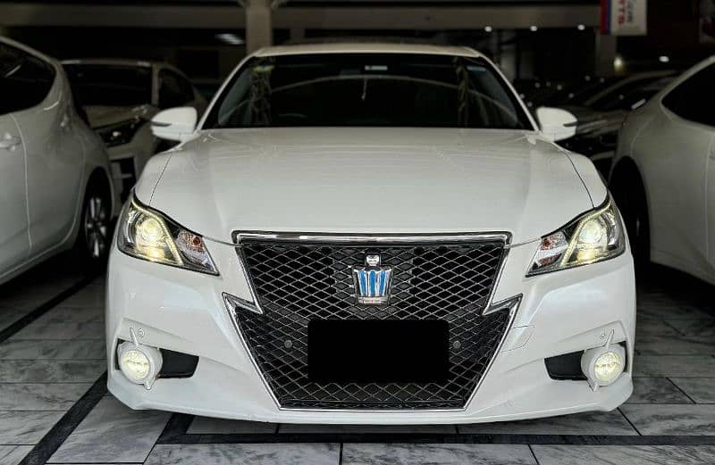 Toyota Crown 2013 0